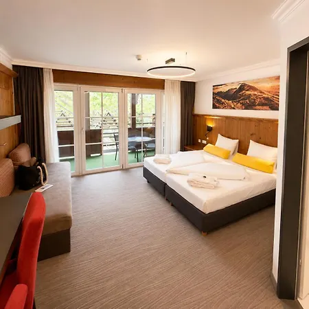 My Alpenwelt Hotel 4*