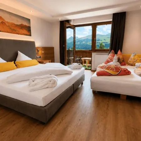 My Alpenwelt Hotell 4*